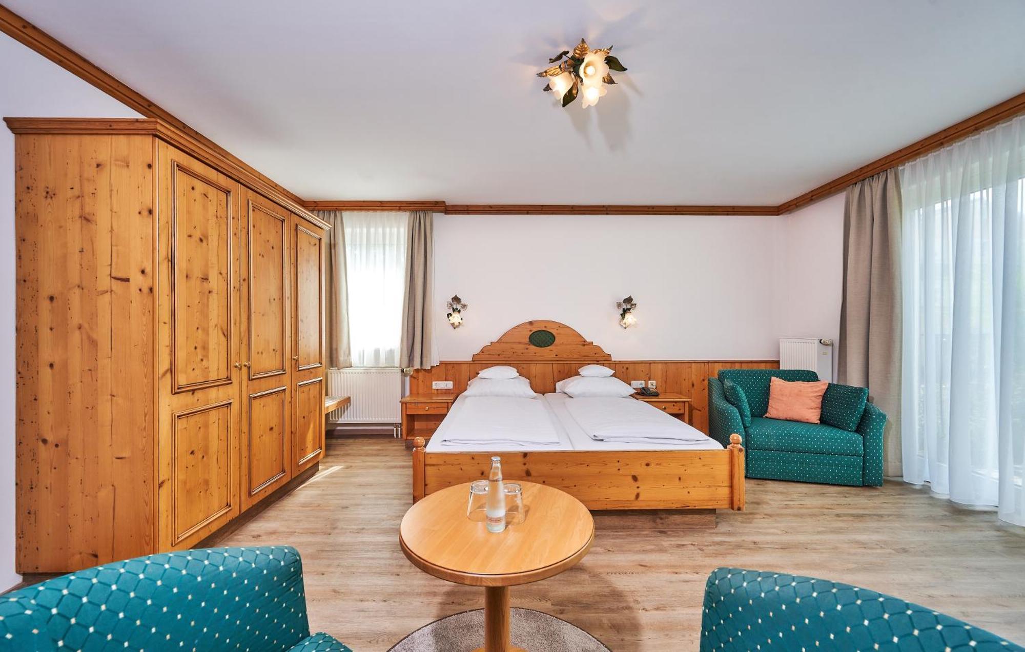 Hotel Am See Neutraubling Pokoj fotografie