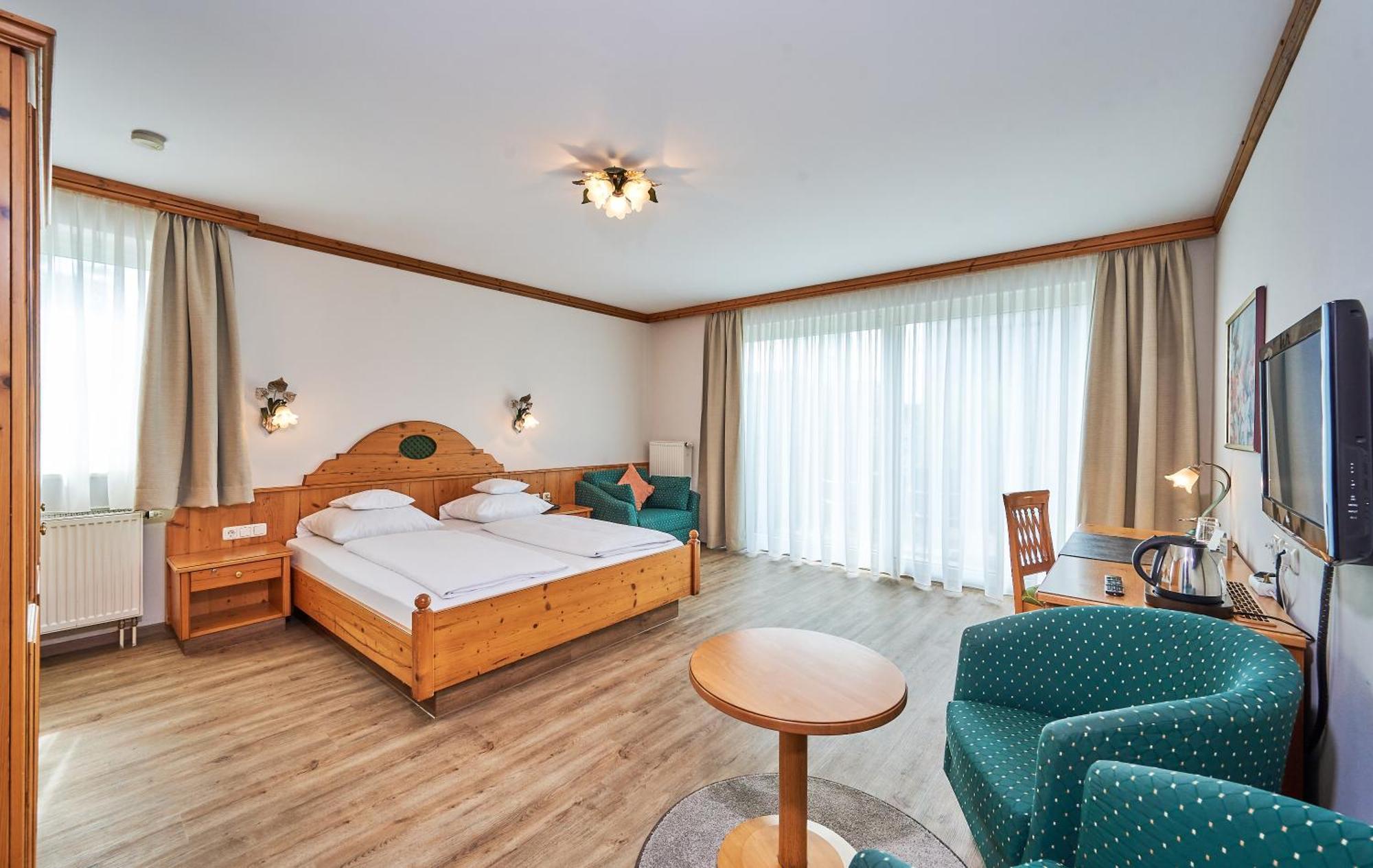 Hotel Am See Neutraubling Pokoj fotografie